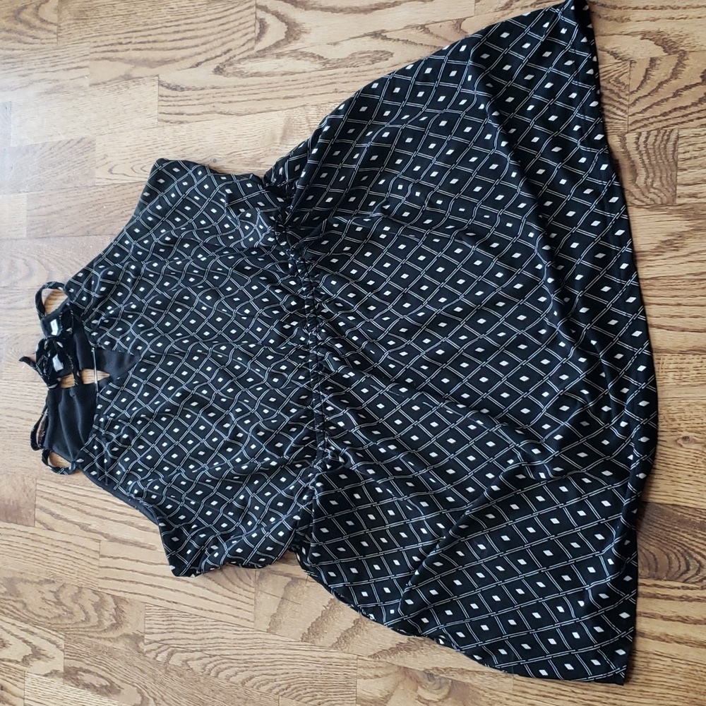 (L) Ricki's Keyhole Cutout Long Halter Top Geometric Print Vacation 90s  Weather